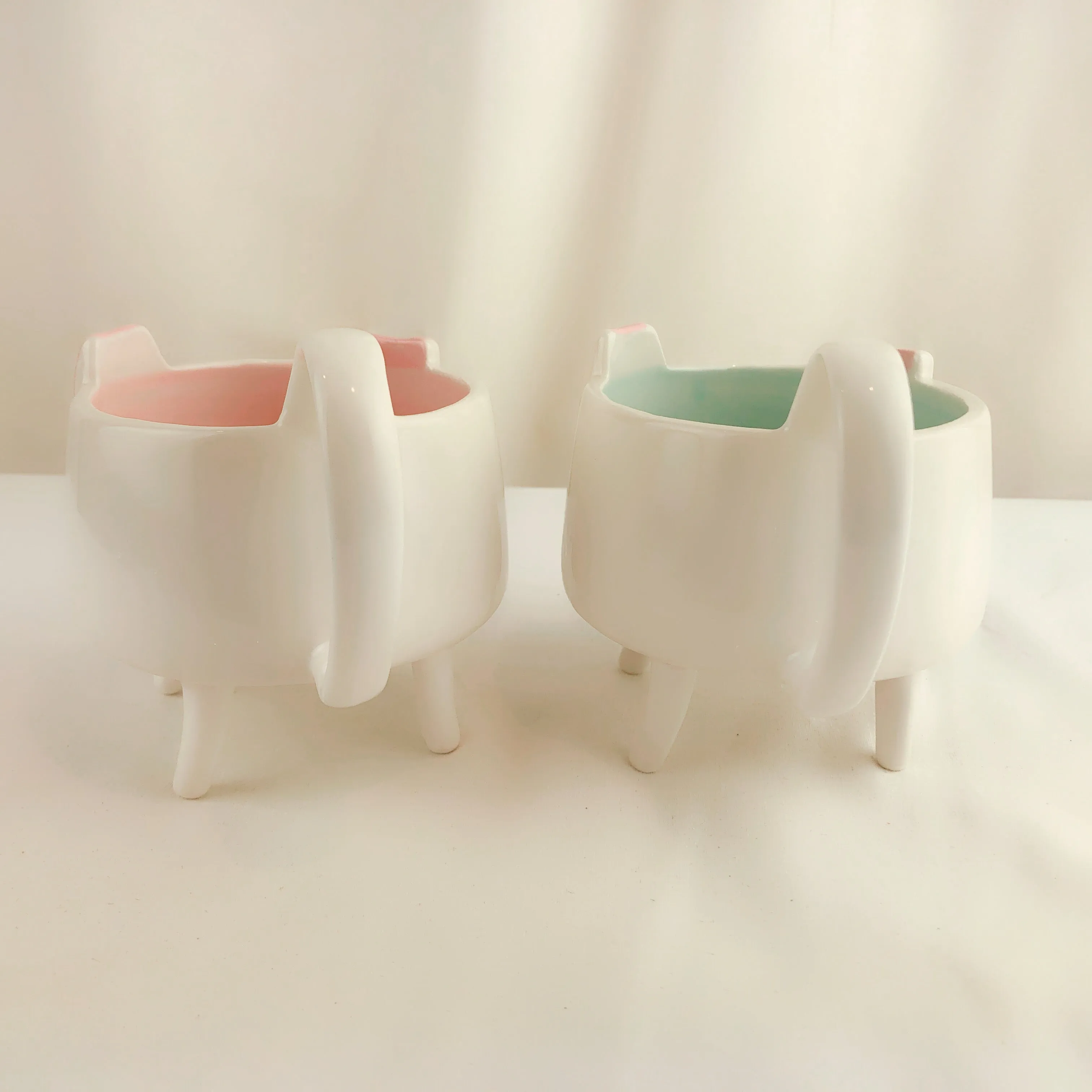 ARLINGTON DESIGNS Set 2 Bunny Mugs