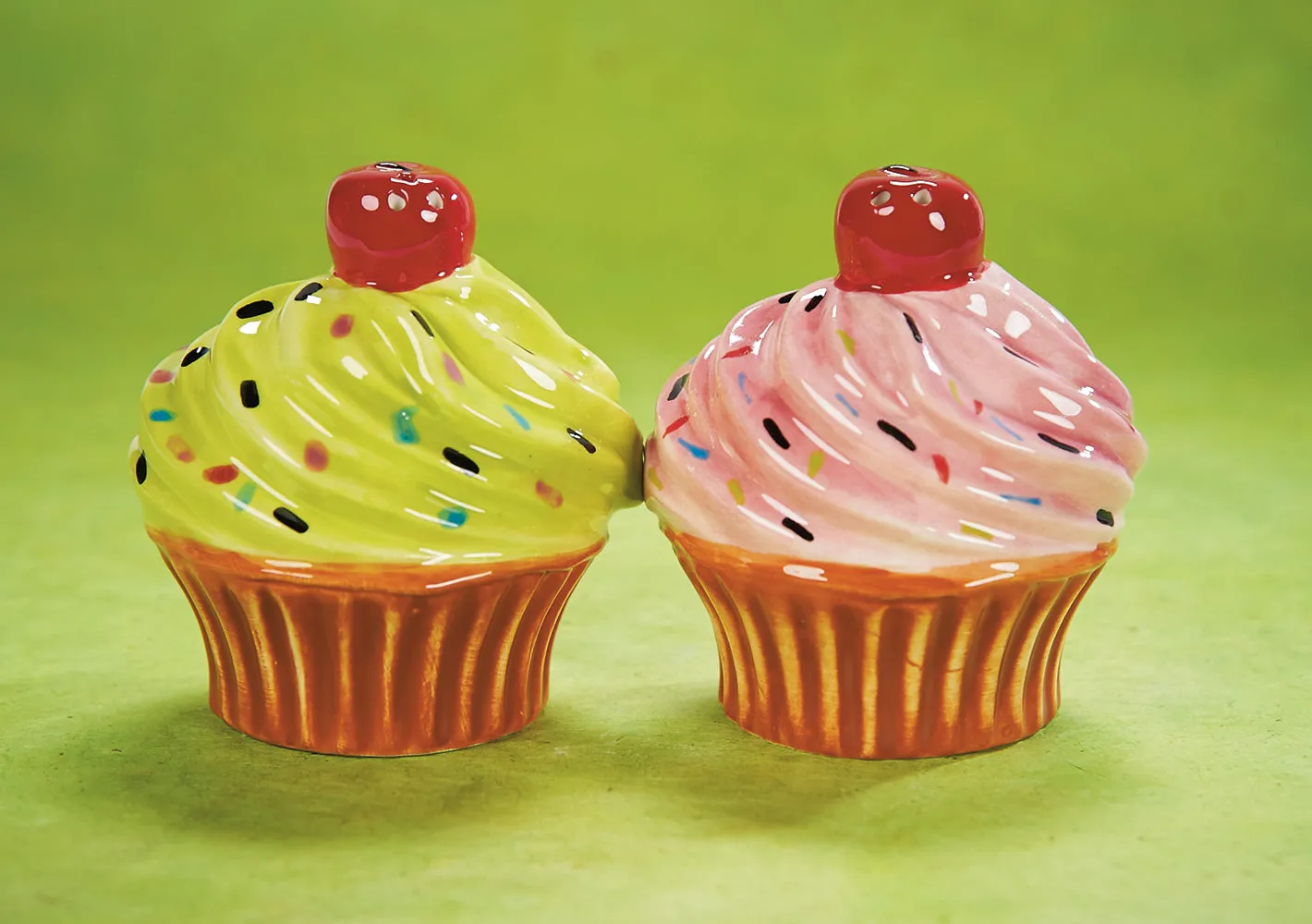 Cupcakes, a Salt and Pepper Shaker Set