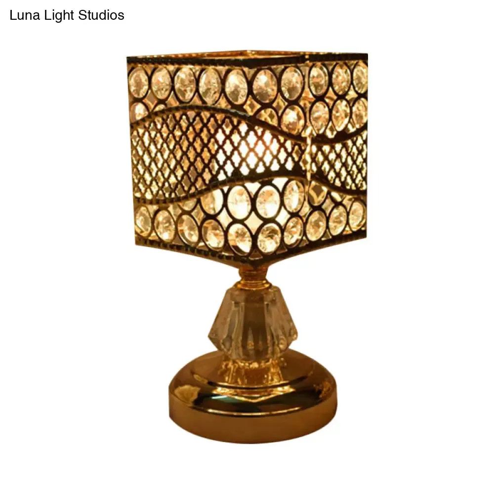 Cursa - Crystal-Encrusted Table Lamp