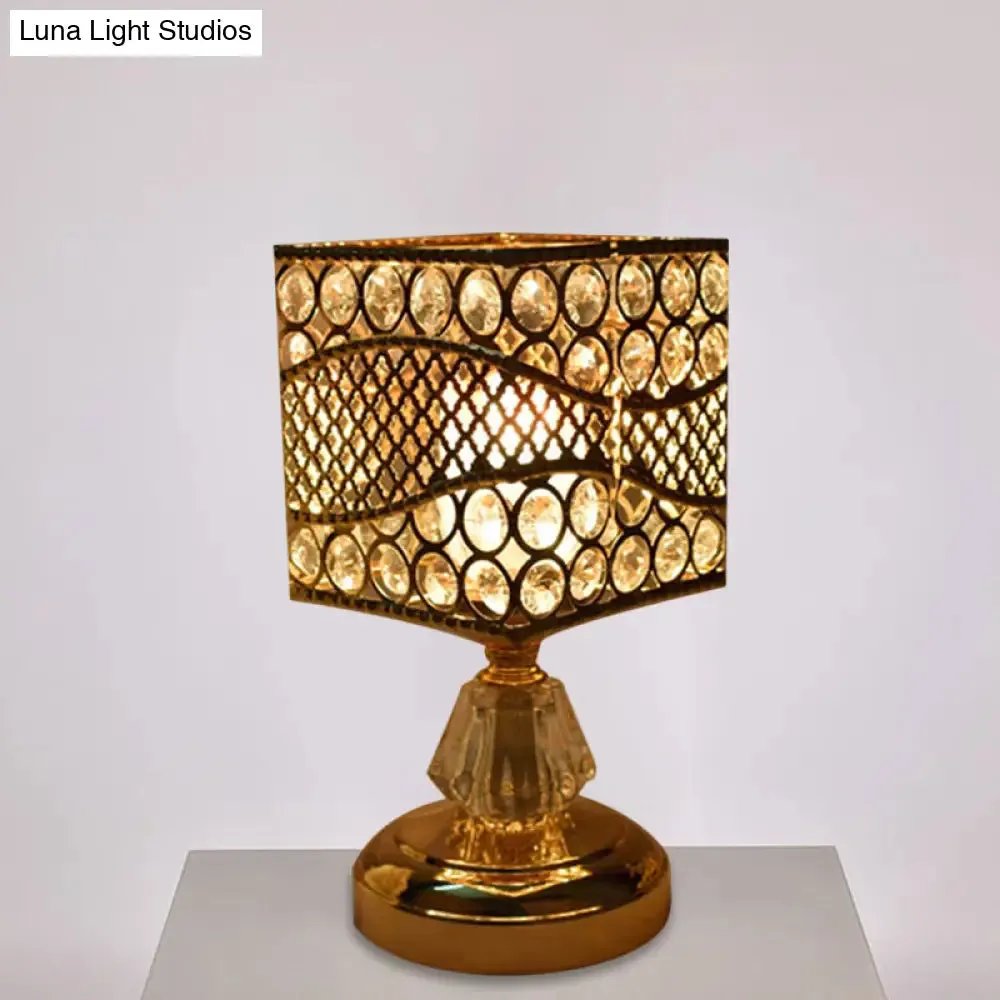 Cursa - Crystal-Encrusted Table Lamp