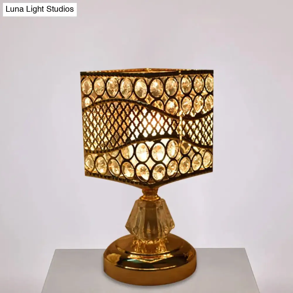 Cursa - Crystal-Encrusted Table Lamp