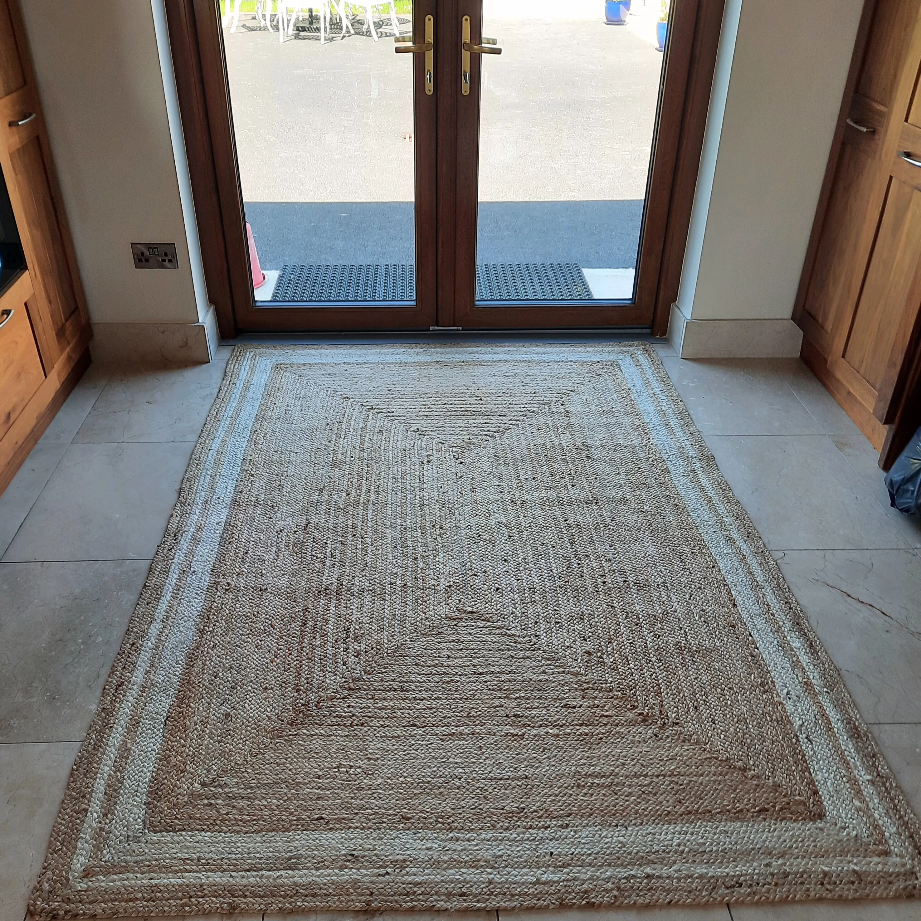 Natural Bordered Jute Rug - Laurel