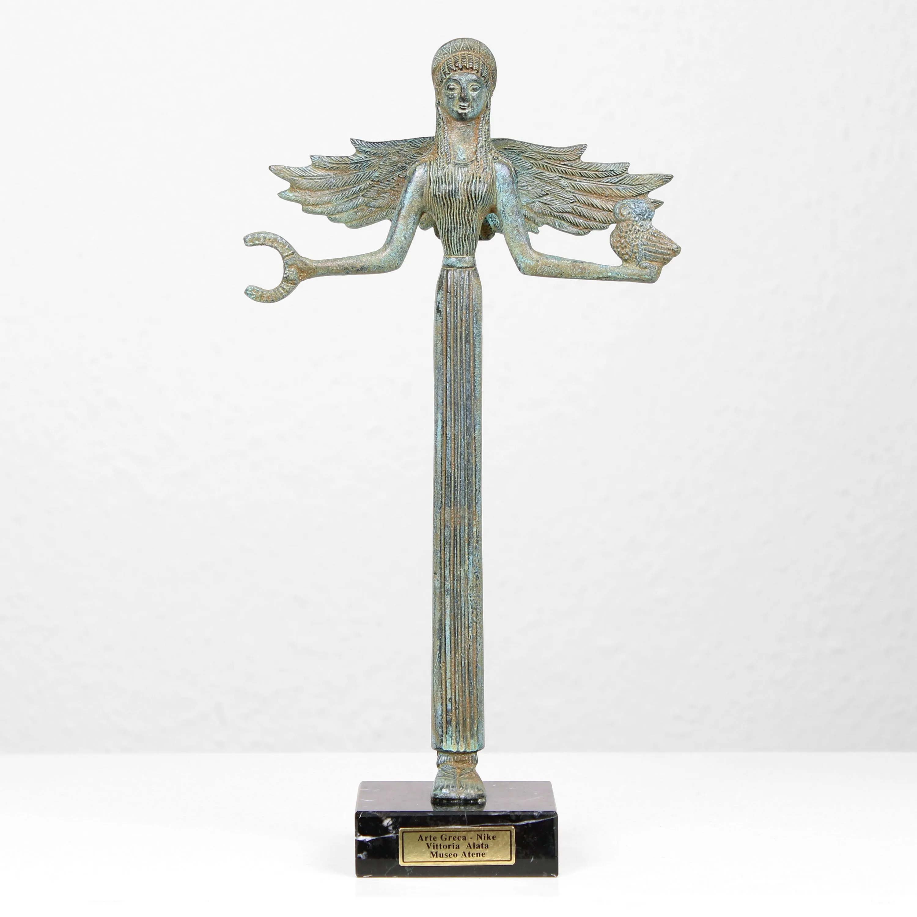 Nike Greek Goddess Statue (Bronze Sculpture)