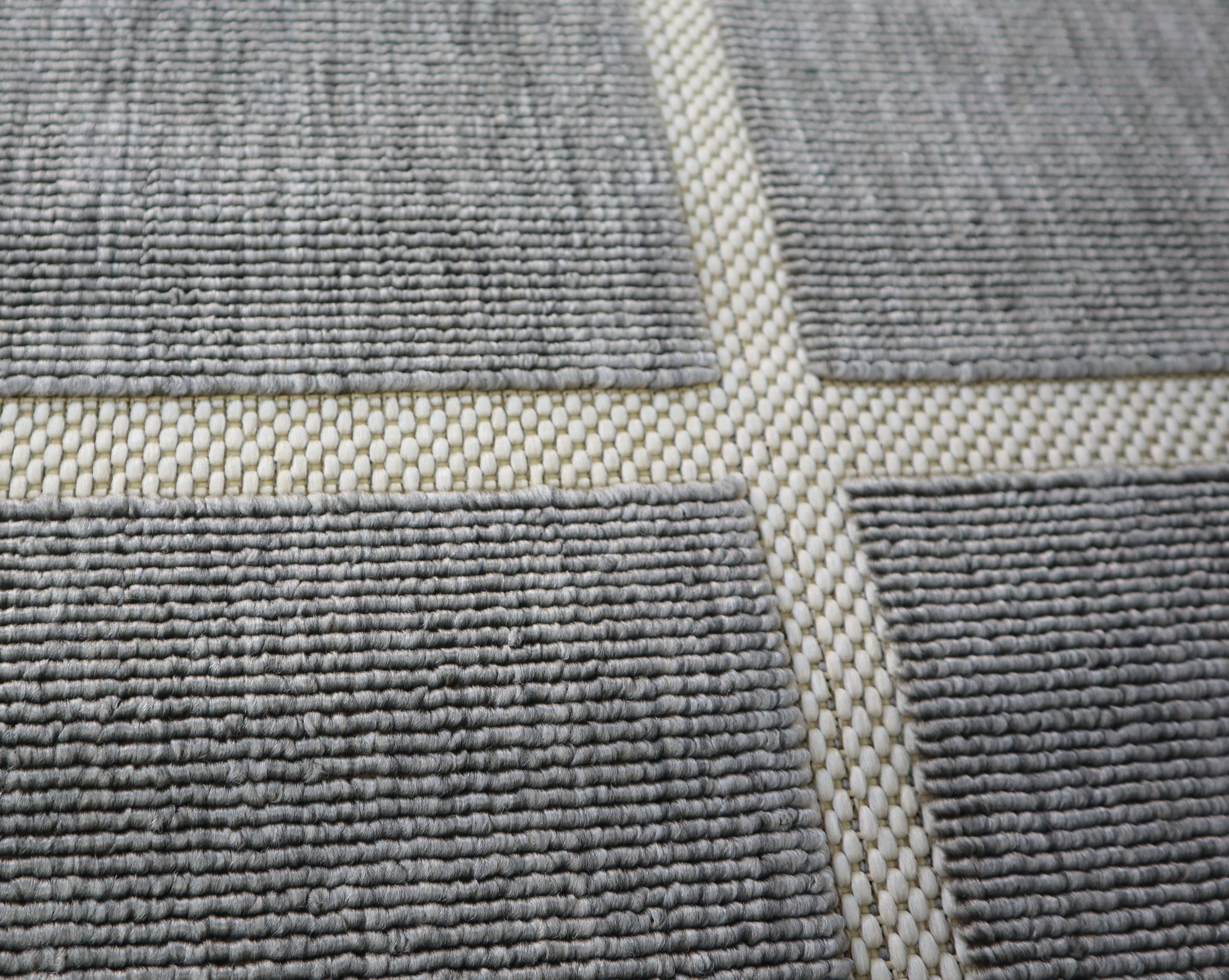 Silver Grid Geometric Check Pattern Area Rug (Silver Grey, 120 x 170cm)