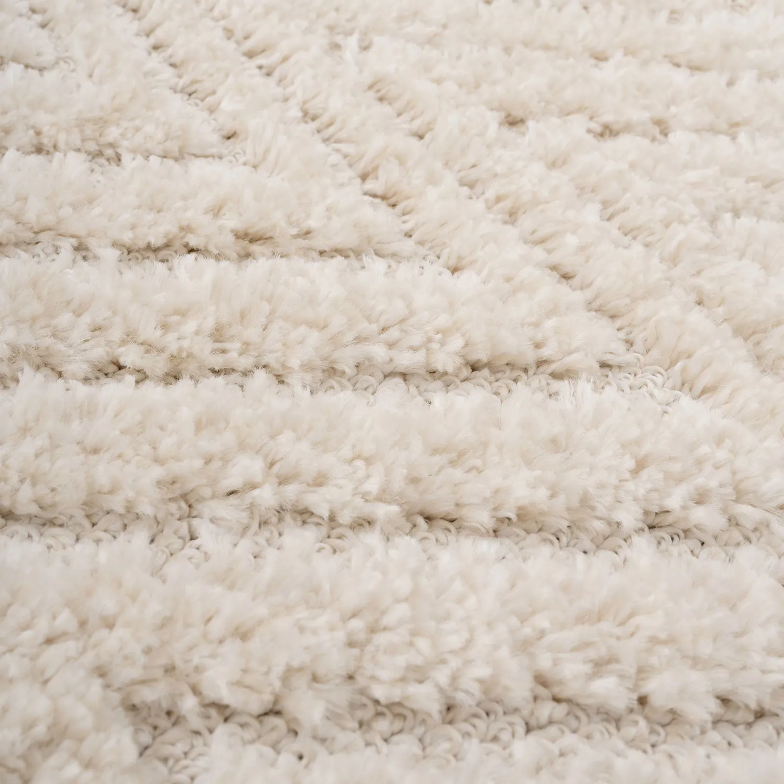 Warm White Chevron Rug - Sula