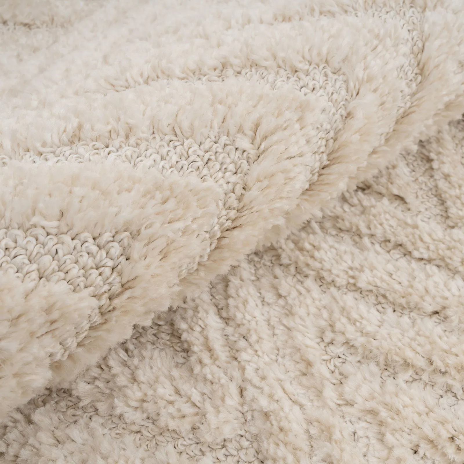 Warm White Chevron Rug - Sula